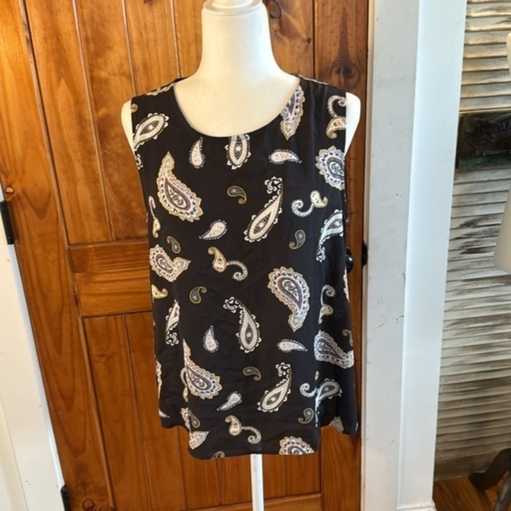 Loft outlet Paisley Sleeveless Top size M
